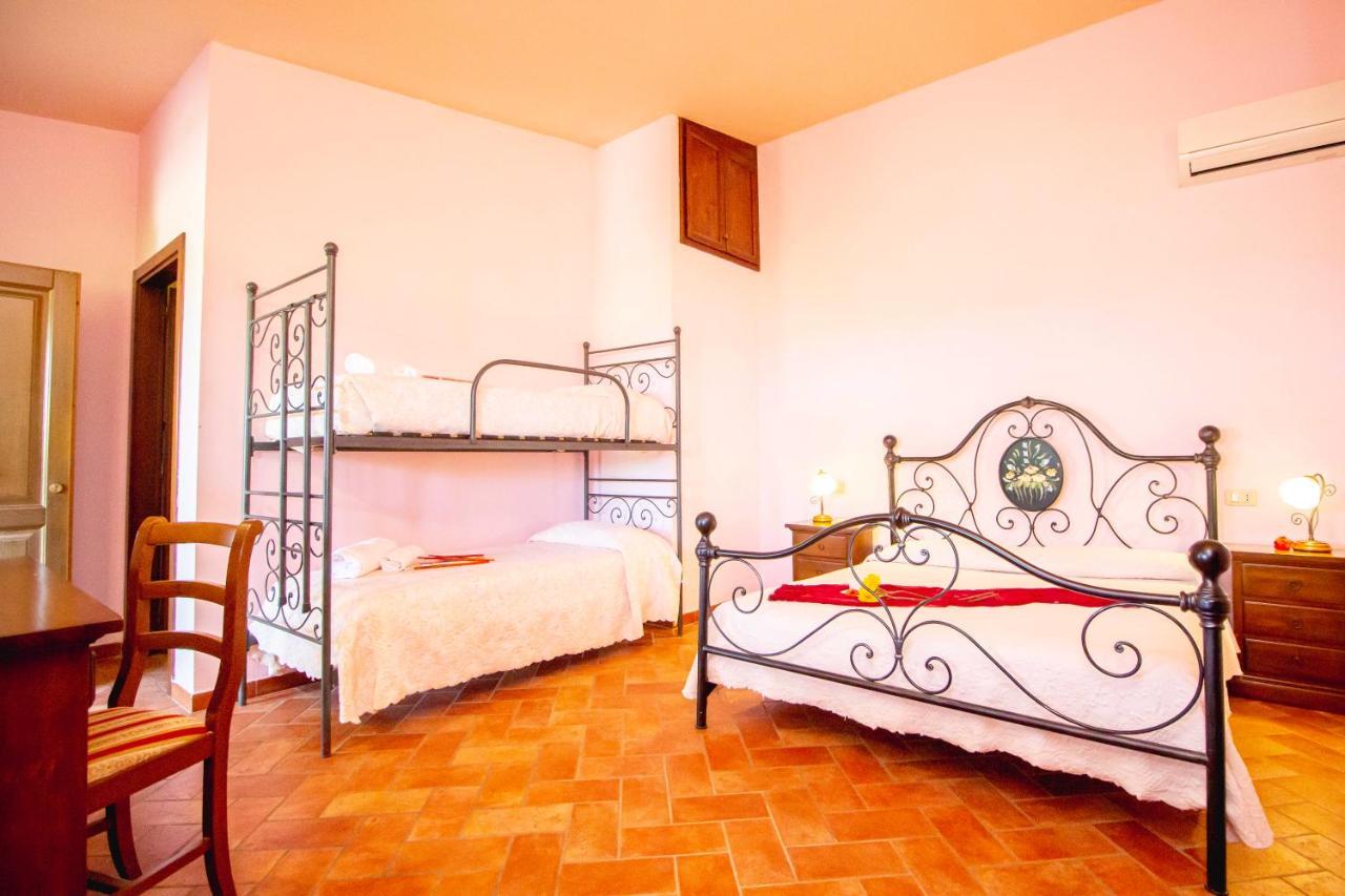 Agriturismo Poggio Pistolese Монтайоне Екстериор снимка